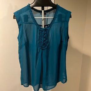 Gap Top Size Large